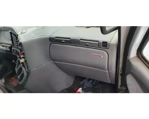 FREIGHTLINER Columbia 120 Cab Assembly