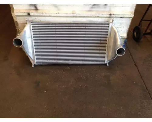 FREIGHTLINER Columbia 120 Charge Air Cooler