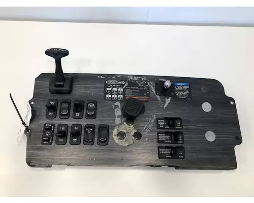FREIGHTLINER Columbia 120 Dash  Console Switch