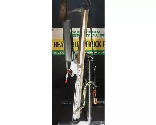 FREIGHTLINER Columbia 120 Door Assembly, Front