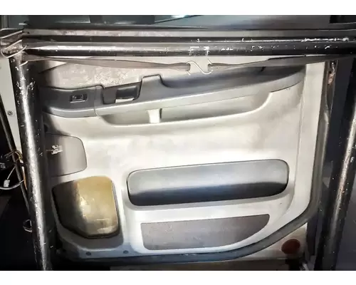 FREIGHTLINER Columbia 120 Door Assembly, Front