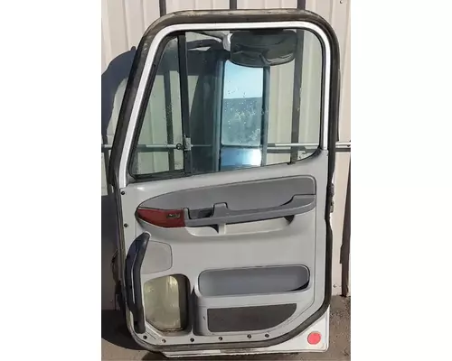 FREIGHTLINER Columbia 120 Door Assembly, Front