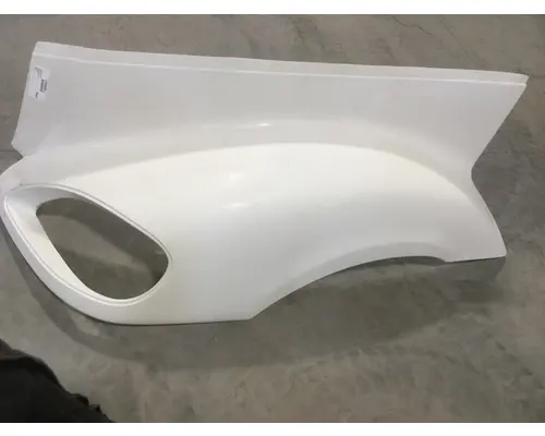 FREIGHTLINER Columbia 120 FENDER - HOOD