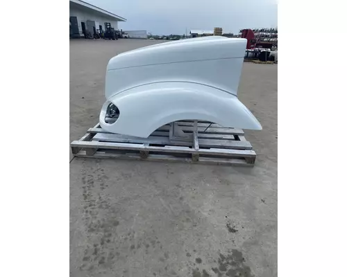 FREIGHTLINER Columbia 120 Hood