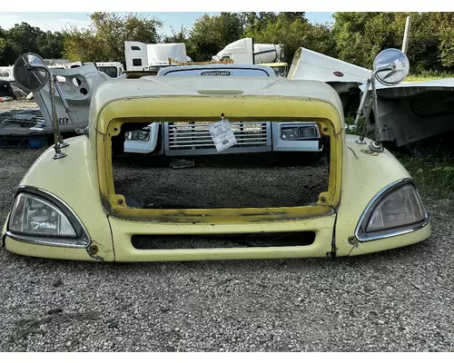 FREIGHTLINER Columbia 120 Hood