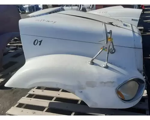 FREIGHTLINER Columbia 120 Hood