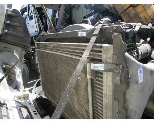 FREIGHTLINER Columbia_40621 AC Condenser