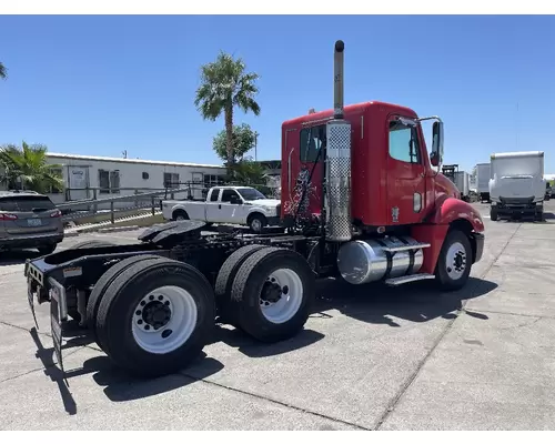 FREIGHTLINER Columbia CL12064ST Vehicle For Sale