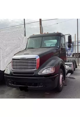 FREIGHTLINER Columbia CL12064ST Vehicle For Sale