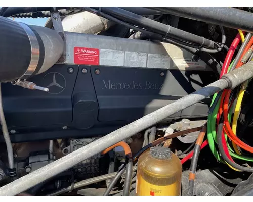FREIGHTLINER Columbia CL12064ST Vehicle For Sale