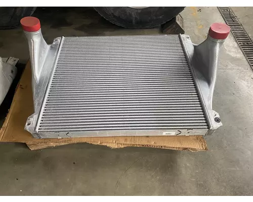FREIGHTLINER Columbia CL Charge Air Cooler