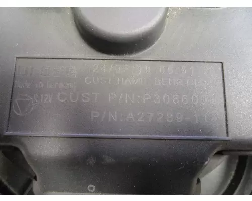 FREIGHTLINER Columbia-Sleeper_P3086001 AC Blower Motor