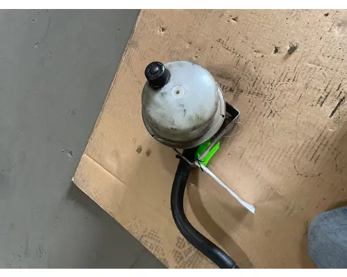 FREIGHTLINER Columbia  710 Power Steering Reservoirs