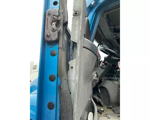 FREIGHTLINER Columbia  Door Assembly, Front