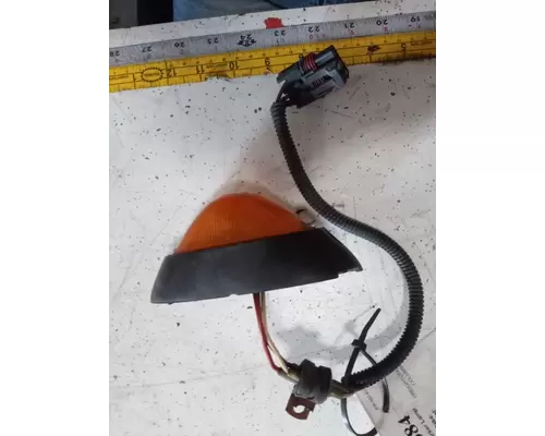FREIGHTLINER Columbia  Side Marker Lamp, Rear