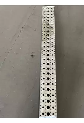 FREIGHTLINER Columbia  Step