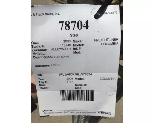 FREIGHTLINER Columbia  Step