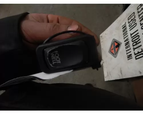 FREIGHTLINER Columbia  Switch