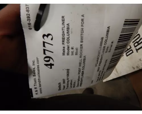 FREIGHTLINER Columbia  Switch