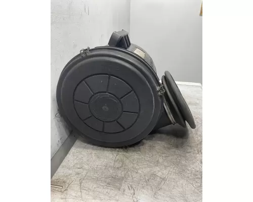 FREIGHTLINER Columbia Air Cleaner