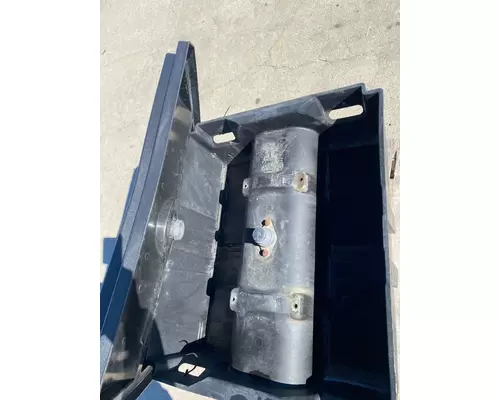 FREIGHTLINER Columbia Battery Box