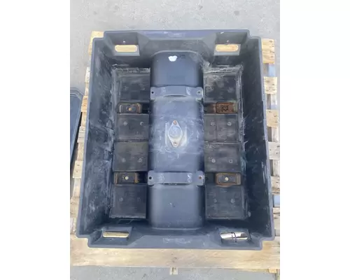 FREIGHTLINER Columbia Battery Box