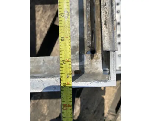 FREIGHTLINER Columbia Battery Box