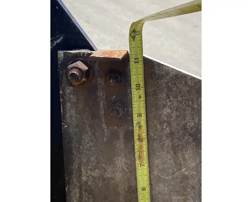 FREIGHTLINER Columbia Battery Box