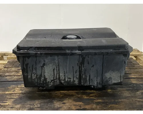 FREIGHTLINER Columbia Battery Box