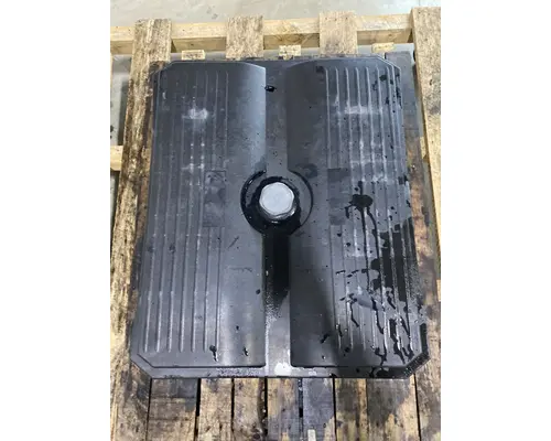 FREIGHTLINER Columbia Battery Box