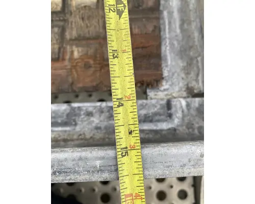 FREIGHTLINER Columbia Battery Box