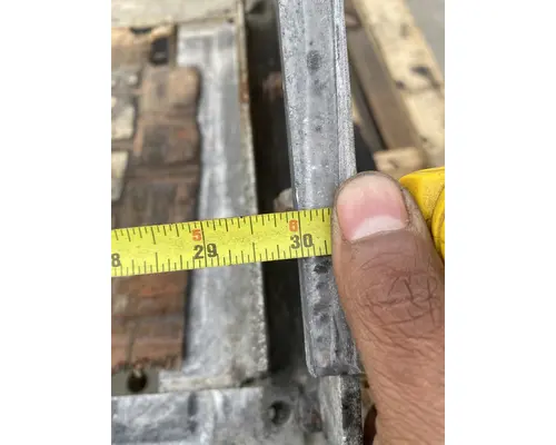 FREIGHTLINER Columbia Battery Box