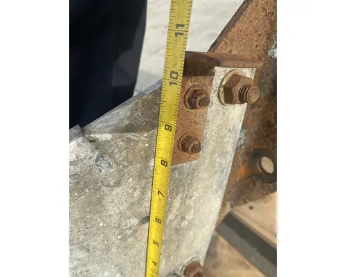 FREIGHTLINER Columbia Battery Box