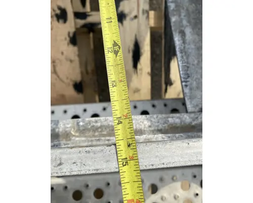 FREIGHTLINER Columbia Battery Box