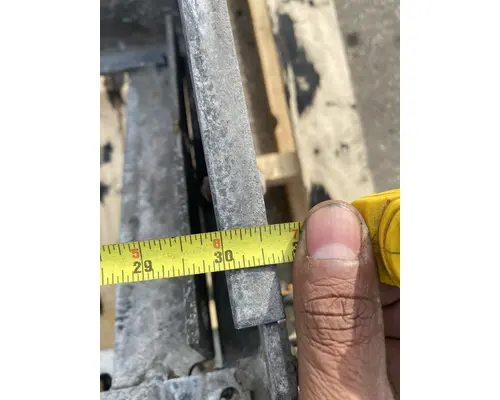 FREIGHTLINER Columbia Battery Box