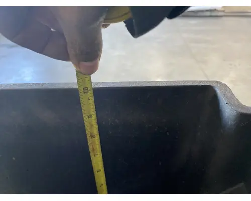 FREIGHTLINER Columbia Battery Box
