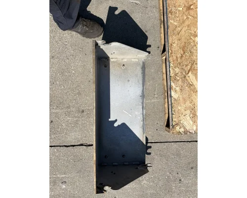 FREIGHTLINER Columbia Battery Box