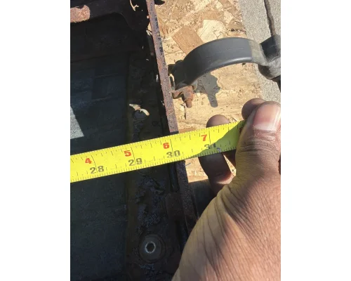FREIGHTLINER Columbia Battery Box
