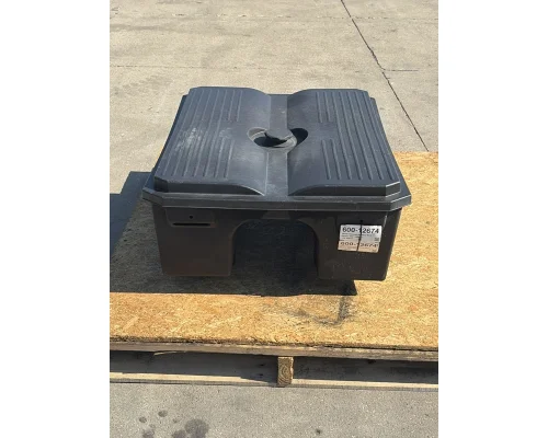 FREIGHTLINER Columbia Battery Box