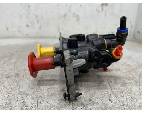 FREIGHTLINER Columbia Brake Proportioning Valve