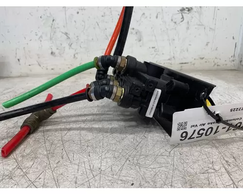 FREIGHTLINER Columbia Brake Proportioning Valve