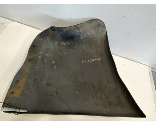 FREIGHTLINER Columbia Bumper End Cap