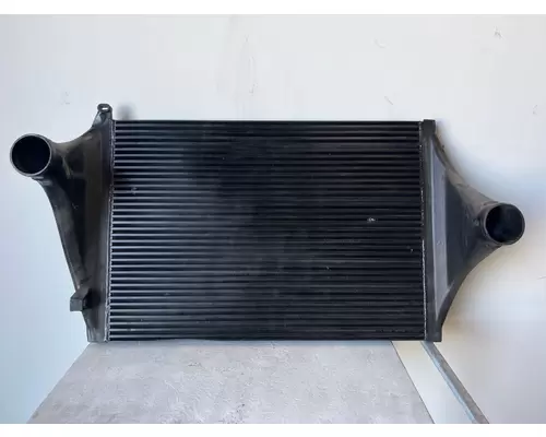 FREIGHTLINER Columbia Charge Air Cooler (ATAAC)