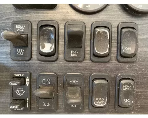 FREIGHTLINER Columbia Dash  Console Switch