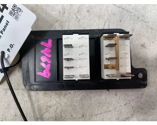 FREIGHTLINER Columbia Dash  Console Switch