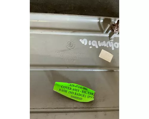 FREIGHTLINER Columbia Dash Panel