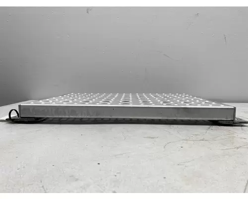 FREIGHTLINER Columbia Deck Plate