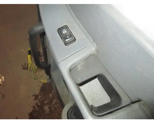 FREIGHTLINER Columbia Door Assembly, Front