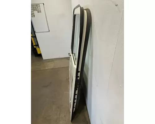 FREIGHTLINER Columbia Door Assembly, Front