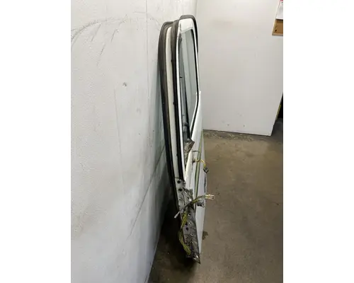 FREIGHTLINER Columbia Door Assembly, Front